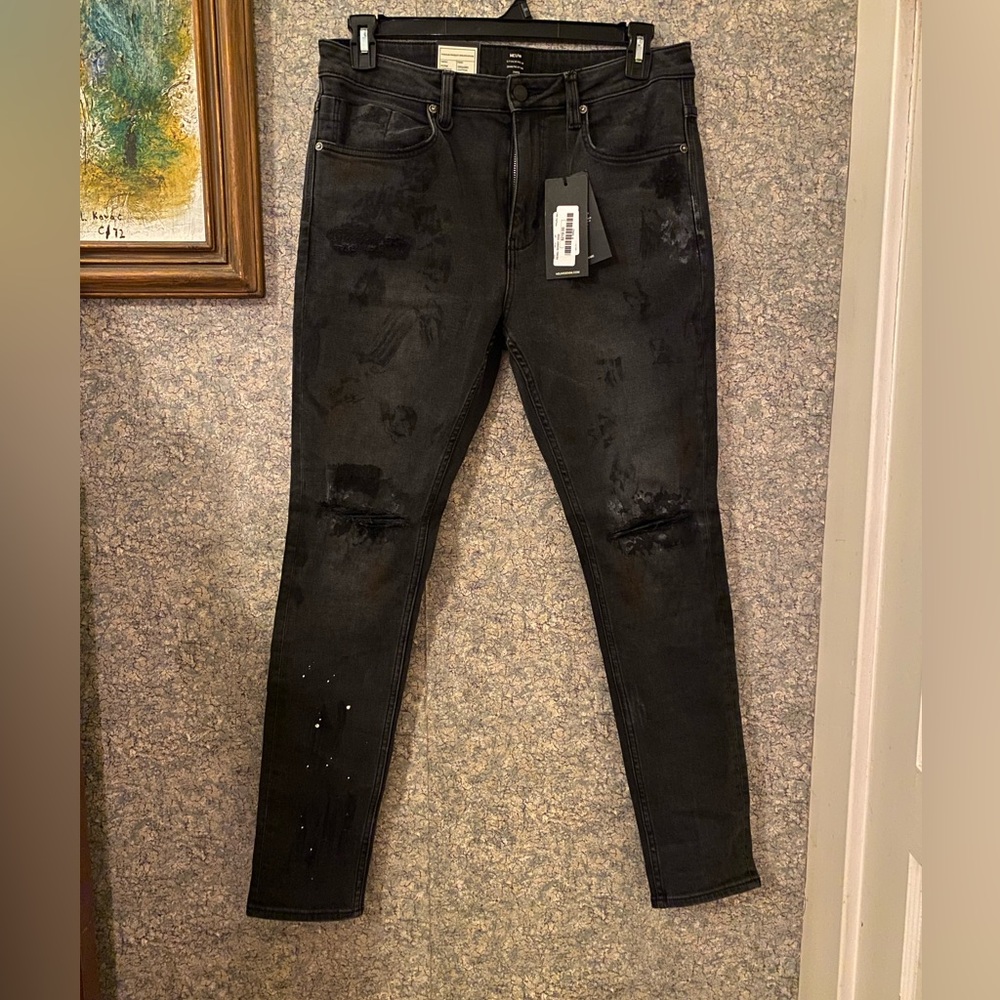 NWT $219 Neuw black distressed rebel skinny super skinny jeans 34 x 32 ripped
